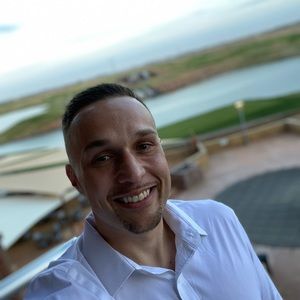 Meet your Posher, Branden